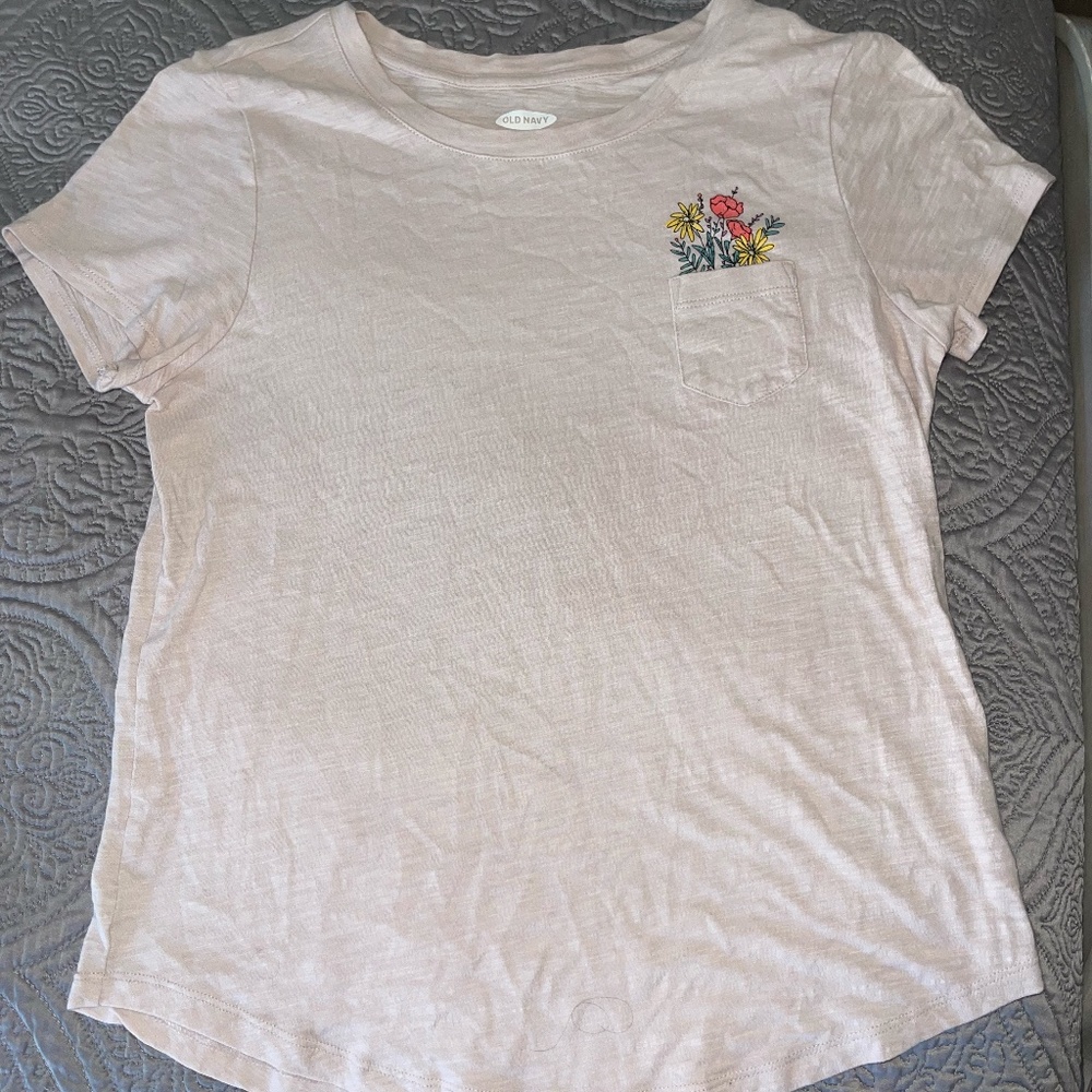 Light Pink Floral Pocket Old Navy Tee